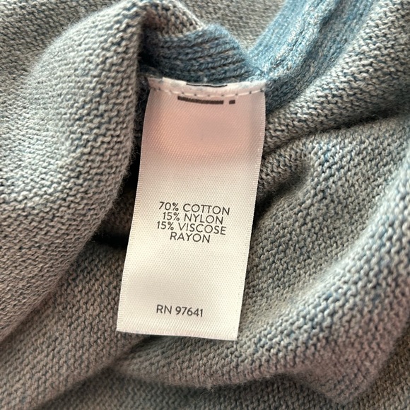 J. Jill Gray and Blue V-Neck Sweater tunic - Picture 7 of 8